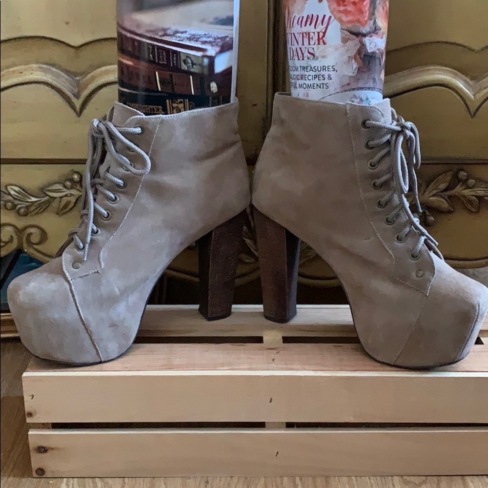 Jeffrey Campbell bootie